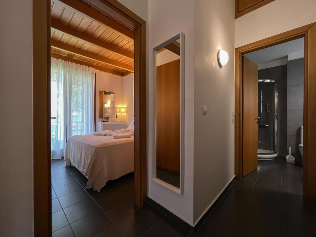 Heaven Luxury Villa Nea Roda Exterior foto